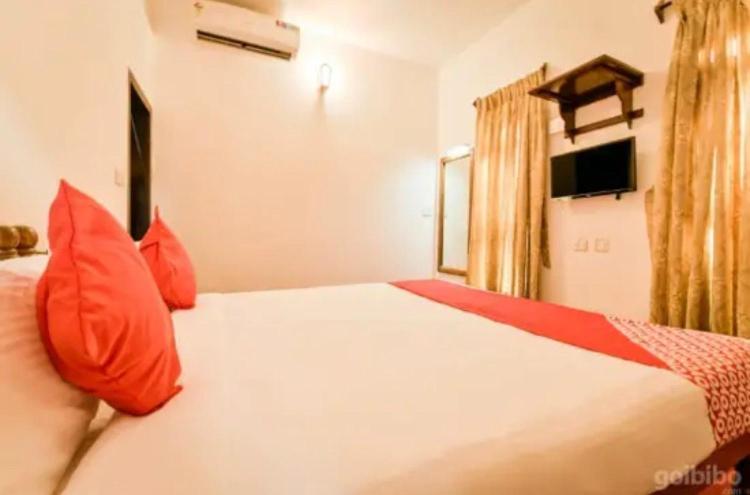 Hotel Lovely Inn ! Puri Exterior photo